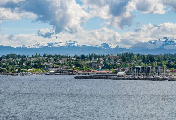 City Campbell River Mountains Taken Discovery Passage Cruise Ship — Stockfoto