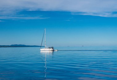 Vermont 'tan Champlain Gölü' ne kadar uzanan yat.