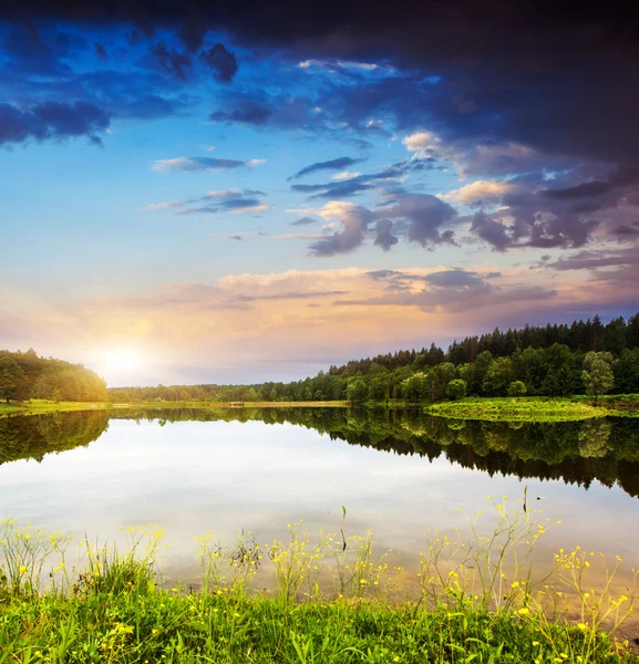 Lago — Fotografia de Stock