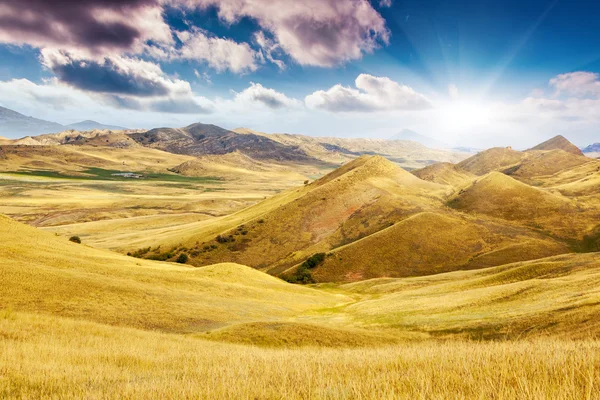 Déchets au sol entre la Géorgie et l'Azerbaïdjan — Photo