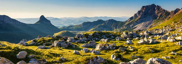Montagne nel parco nazionale Durmitor in Montenegro — Foto Stock