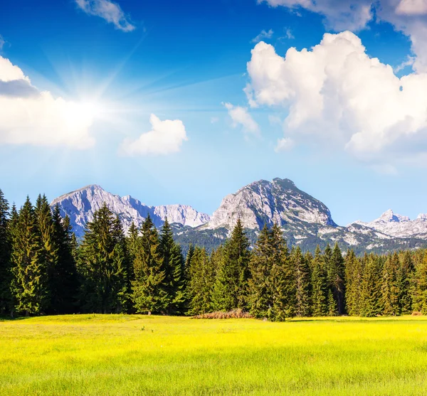 Montañas paisaje — Foto de Stock