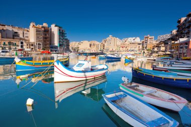 Akdeniz adası Malta.