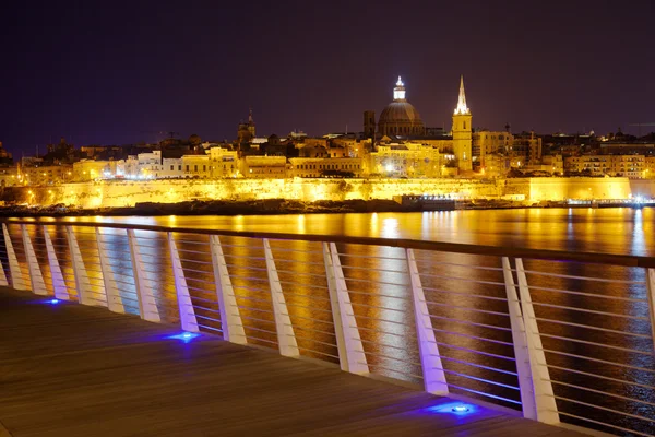 Vue nocturne de la vieille ville — Photo