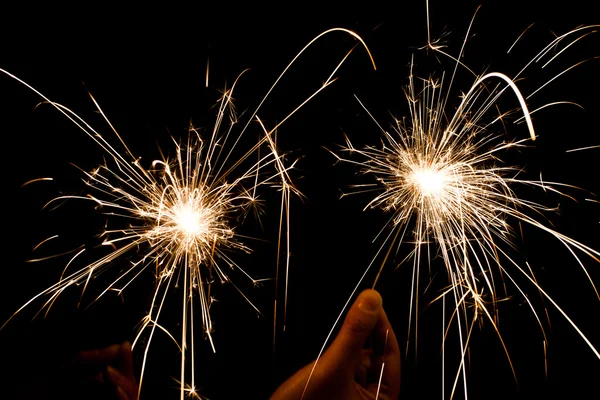 Llama de fuegos artificiales chispeante de Navidad — Foto de Stock