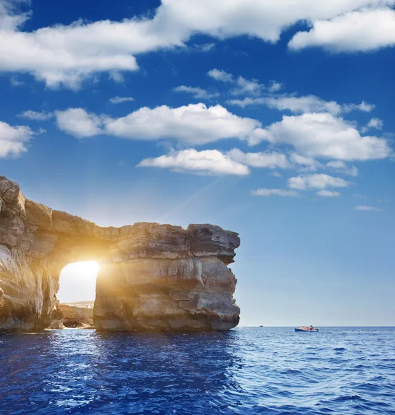 Famoso arco de piedra en la isla de gozo — Foto de Stock