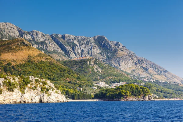 Mar sobre budva riviera. — Fotografia de Stock