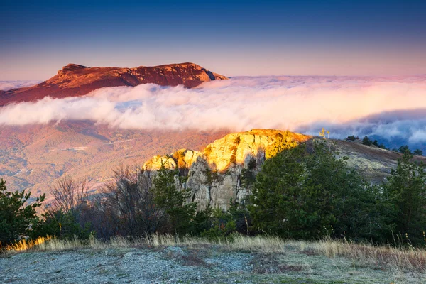 Morning mountains landscape — Stock Photo, Image
