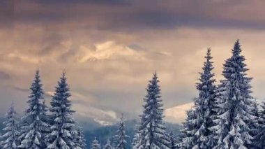 Dağlarda gün batımı