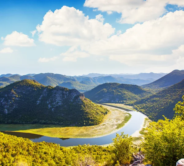 Dağ nehri — Stok fotoğraf