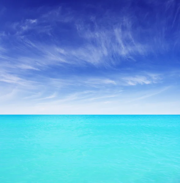 Oceano azul-turquesa — Fotografia de Stock