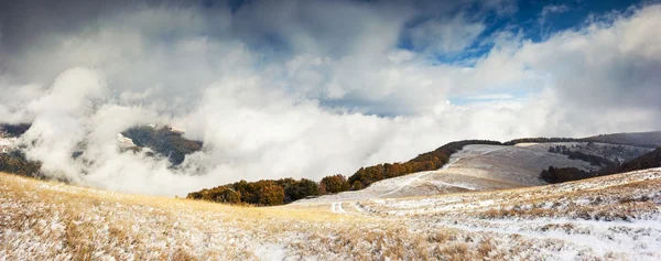 Dağ manzarası — Stok fotoğraf