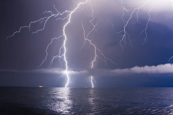 Lightning landscape — Stock Photo, Image