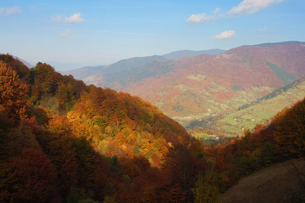 Paesaggio montano — Foto Stock