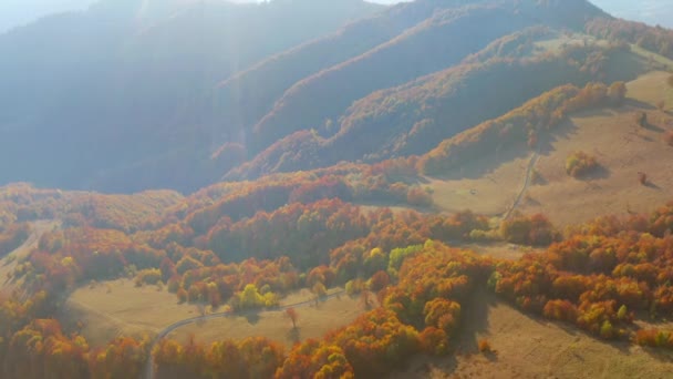 Υπέροχη Θέα Από Ένα Drone Που Πετά Πάνω Από Πολύχρωμο — Αρχείο Βίντεο