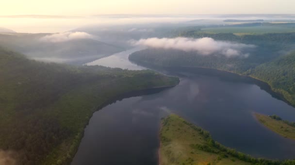 Πυροβολισμοί Από Ένα Drone Θέα Φαράγγι Του Ποταμού Δνείστερου Κινηματογραφήθηκε — Αρχείο Βίντεο
