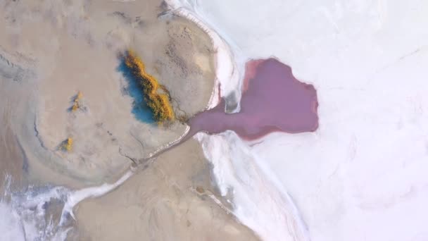 Fantastický Pohled Dronu Slané Bažině Uměleckým Povrchem Natočeno Videu — Stock video