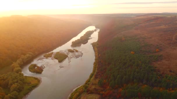 Hermosa Vista Desde Dron Volando Sobre Gran Río Mañana Filmado — Vídeos de Stock