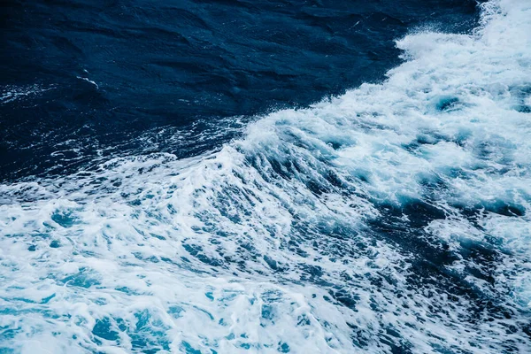 Snabbt Hav Medan Segelfartyg Dramatisk Och Pittoresk Scen Skönhetsvärlden — Stockfoto