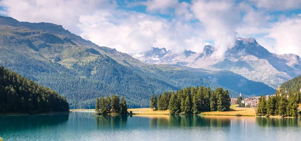 Krásný Výhled Azurový Rybník Champfer Alpském Údolí Oblíbená Turistická Atrakce — Stock fotografie