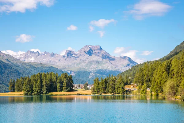 Ottima Vista Sul Laghetto Azzurro Champfer Nella Valle Alpina Attrazione — Foto Stock