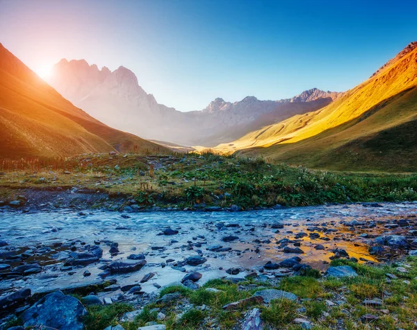 Picturesque View Mountains Glow Sunlight Location Place Juta Village Foot — Stock Photo, Image