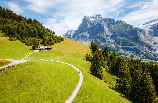Působivý Pohled Vesnici Alpine Eiger Malebná Nádherná Scéna Oblíbená Turistická — Stock fotografie