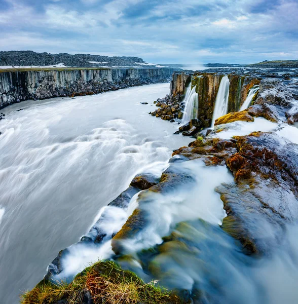 Snelle Stroom Van Water Krachtige Selfoss Cascade Ongebruikelijke Prachtige Scène — Stockfoto