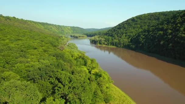 Picturesque View Grand River Green Valley Bird Eye View Filmed — Stock Video