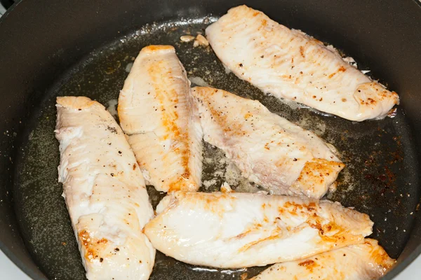 Smażone tilapia — Zdjęcie stockowe