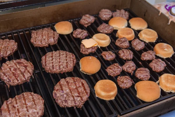 Garden grilling — Stock Photo, Image