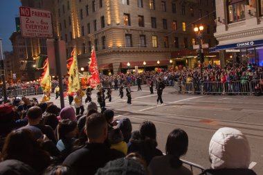 Çin yeni yılı geçit mahallesinde
