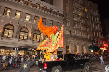 Çin yeni yılı geçit mahallesinde