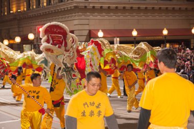 Çin yeni yılı geçit mahallesinde