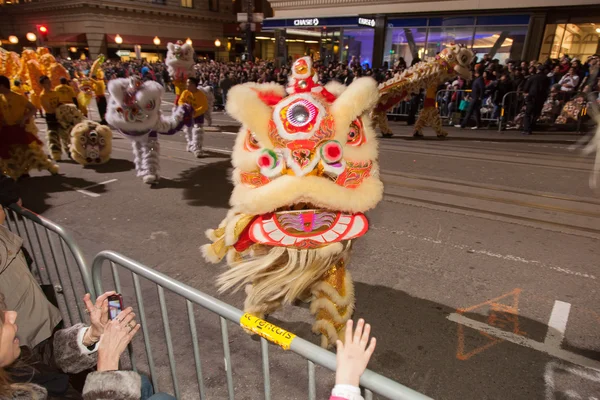 Kinesiska nyåret parad i chinatown — Stockfoto