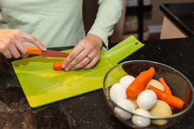 Lehçe sebze salatası