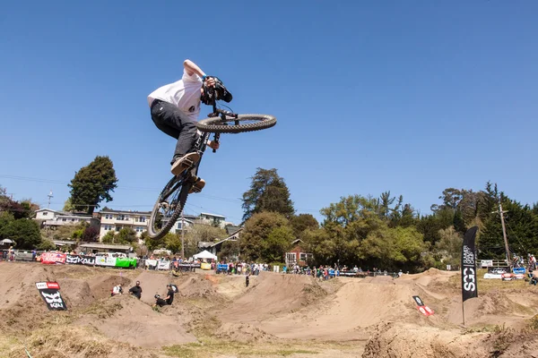 APTOS VILLAGE - 14 DE ABRIL: 4ª Bicicleta de Montaña Anual Santa Cruz Fe — Foto de Stock