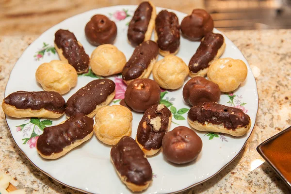 Mini eclairs — Fotografie, imagine de stoc