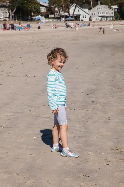 Playing on the beach — Stock Photo, Image