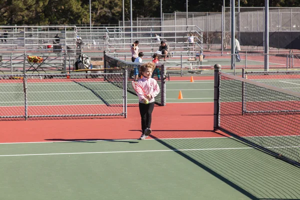Теннисные тренировки — стоковое фото