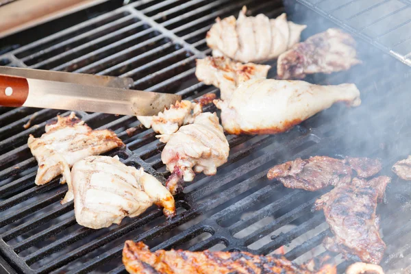 Garden grilling — Stock Photo, Image