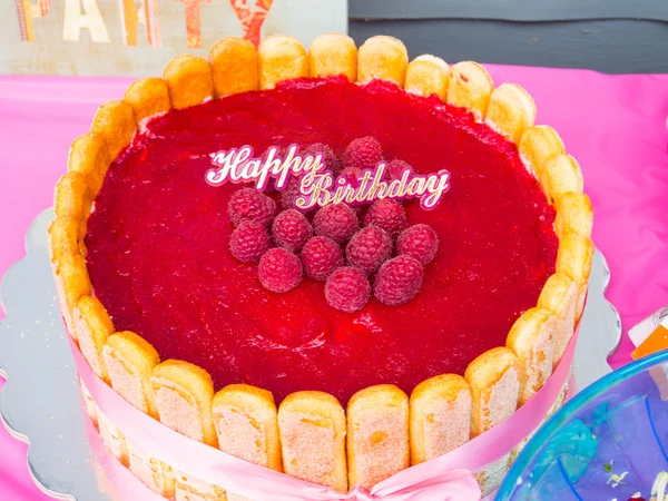 Raspberry Birthday Cake — Stock Photo, Image