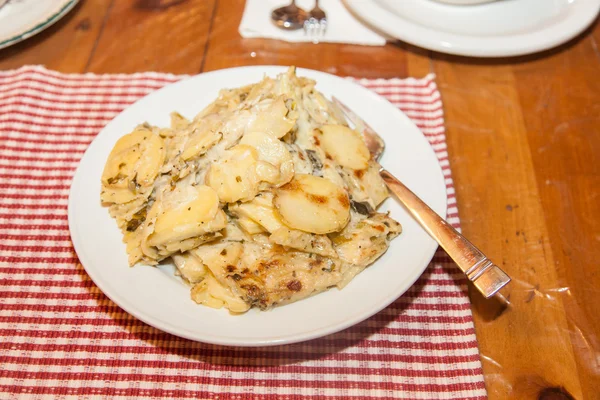 Patatas festoneadas — Foto de Stock