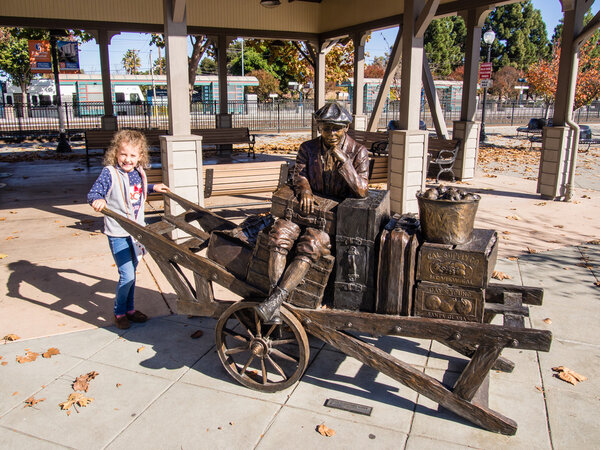 Downtown Mountain View Station