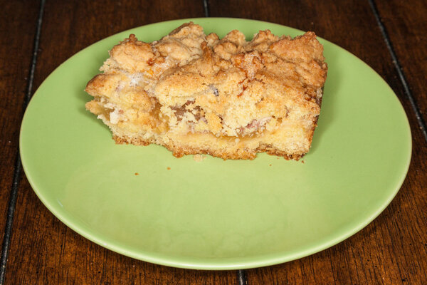 Polish shortcrust apple cake