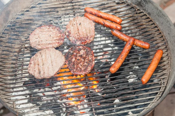 Gartengrillen — Stockfoto