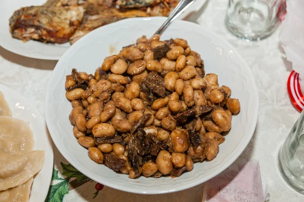 Beans and mushrooms — Stock Photo, Image