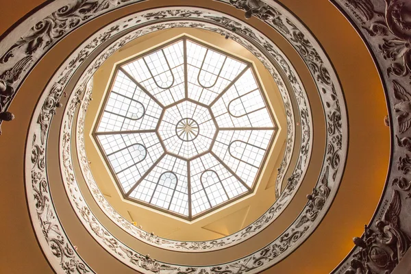 Treppe am vatican — Stockfoto