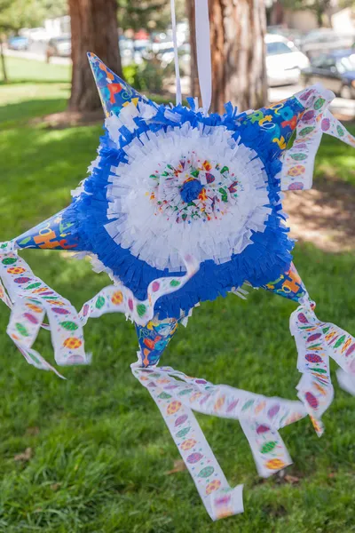 Hausgemachte Pinata — Stockfoto