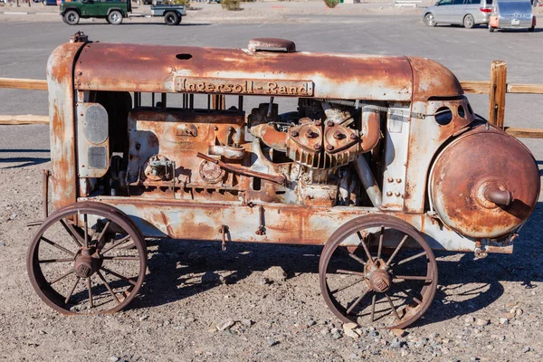 Oude roestige compressor — Stockfoto